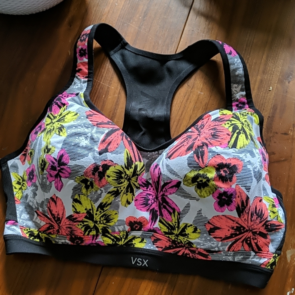 Victoria Secret sports bra - floral 36DD